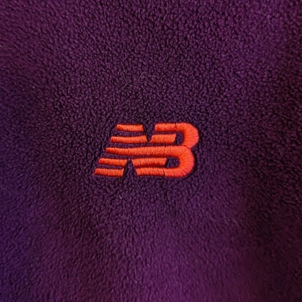 New Balance Fleece Sweatshirt - Picture 5 of 5